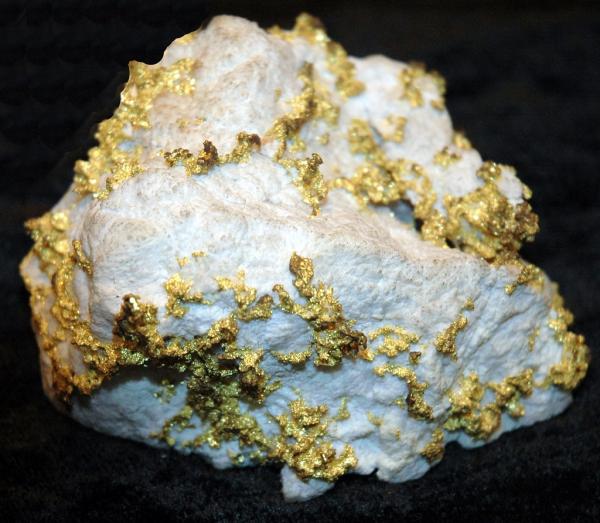 Получено разрешение на начало работ по поиску и оценке месторождений рудного золота на участках недр Миролюбивый и Золотой ручей